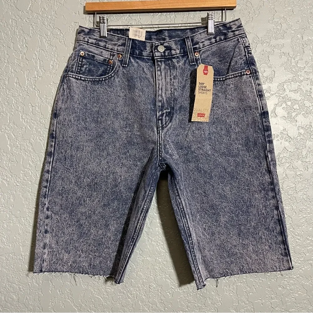 Levi's Loose Straight-Denim Shorts